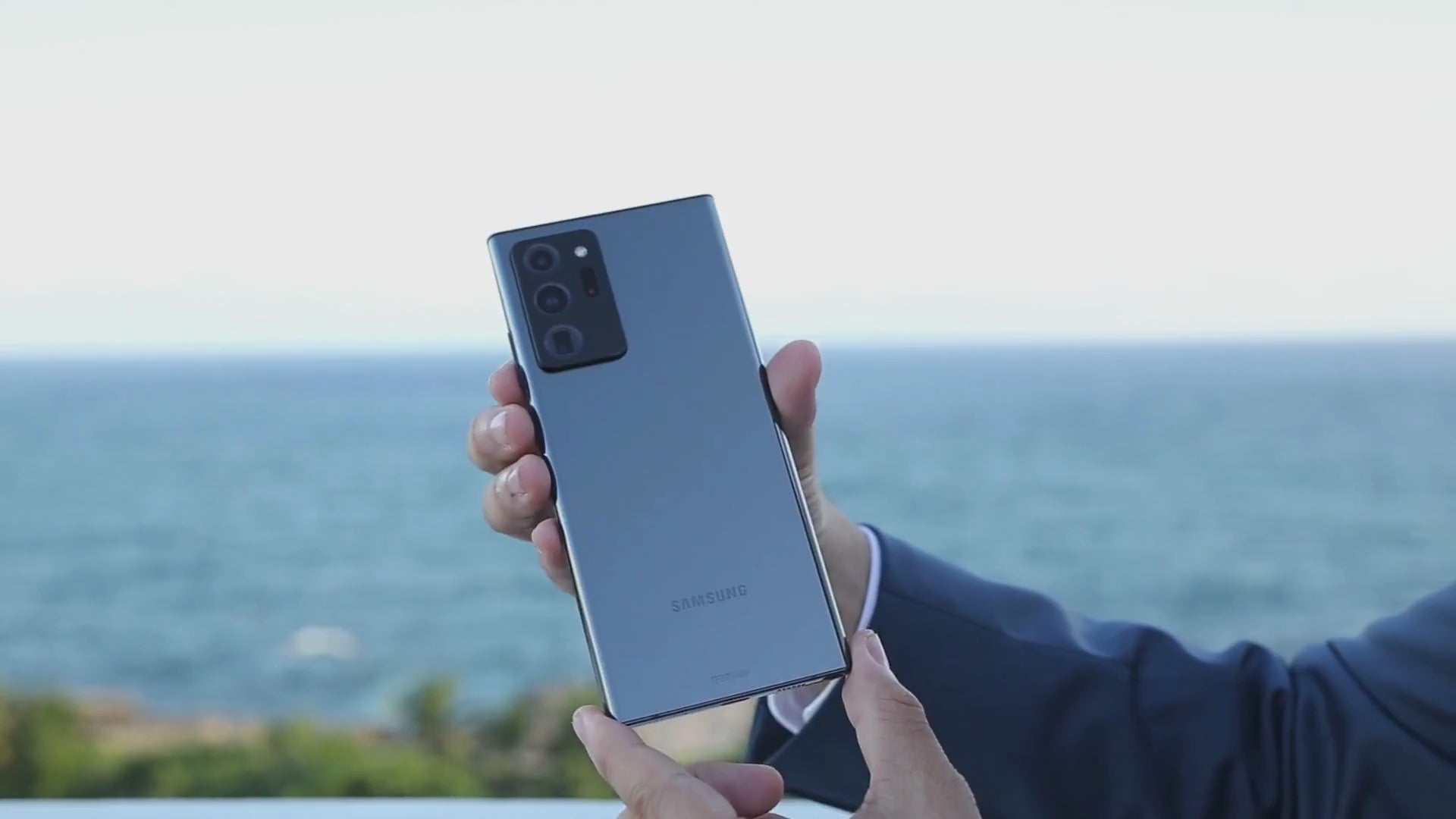 Charger la vidéo : 